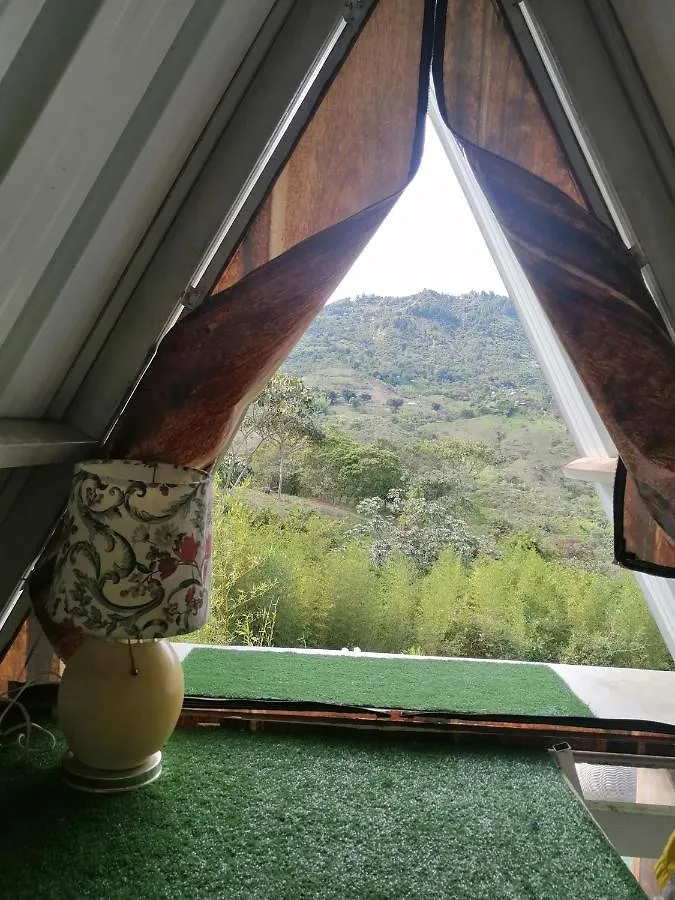 Hotel Glamping Bambulina Cali Kemping