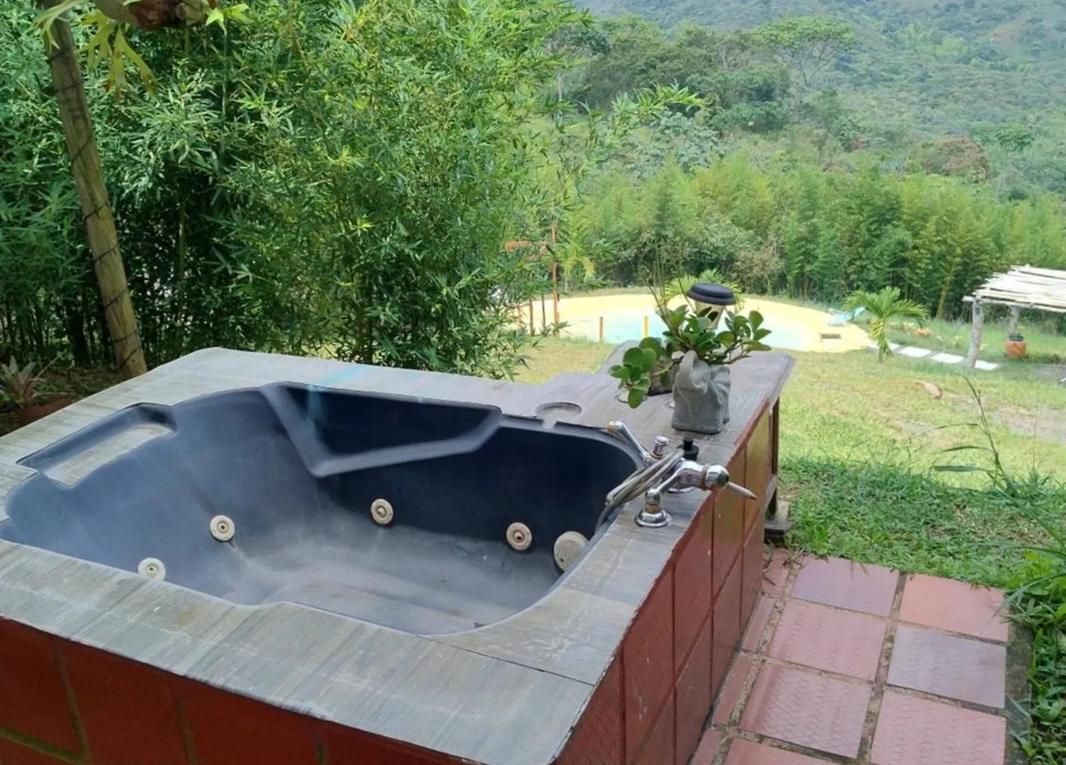Hotel Glamping Bambulina Cali 0*,