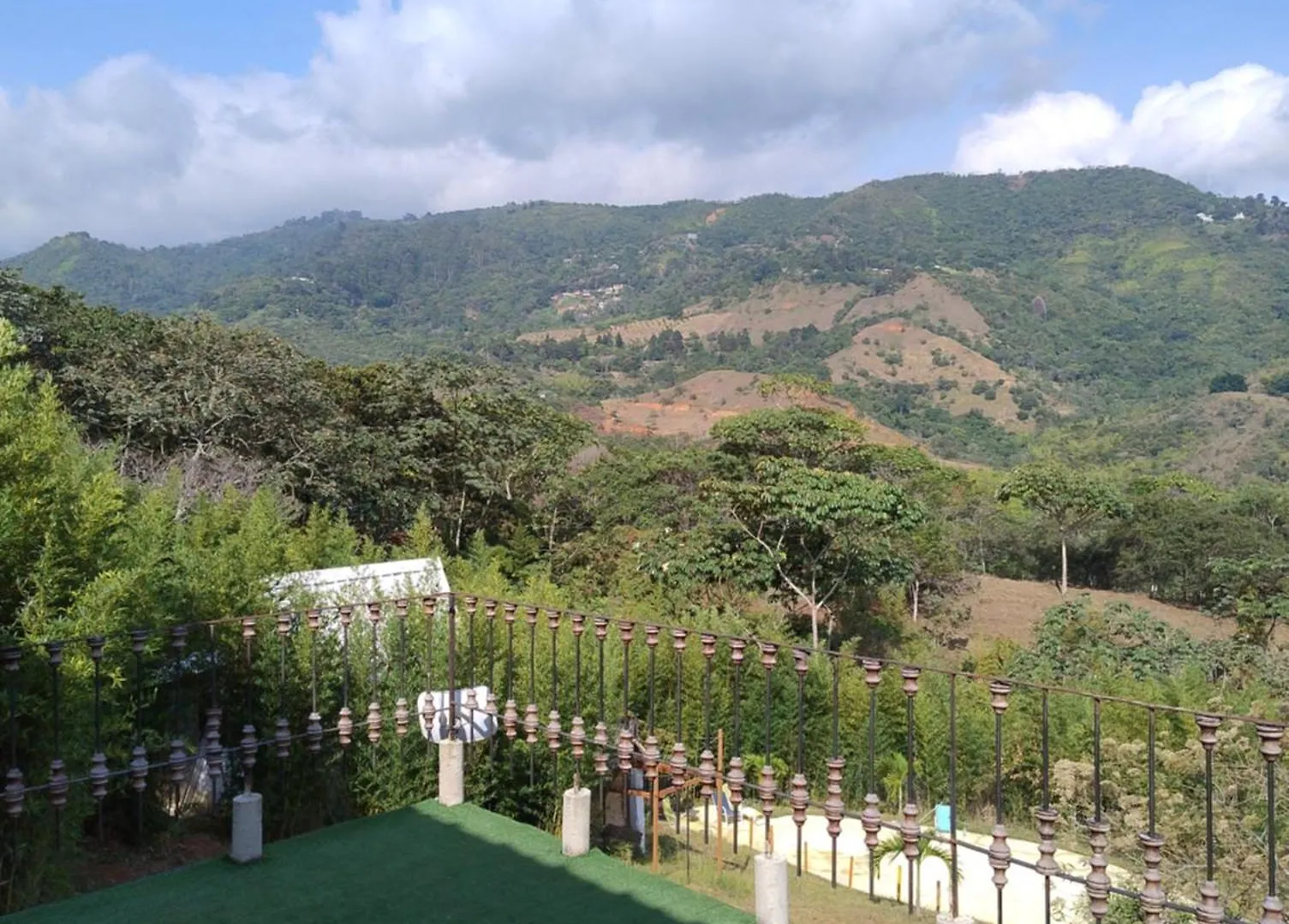 Hotel Glamping Bambulina Cali