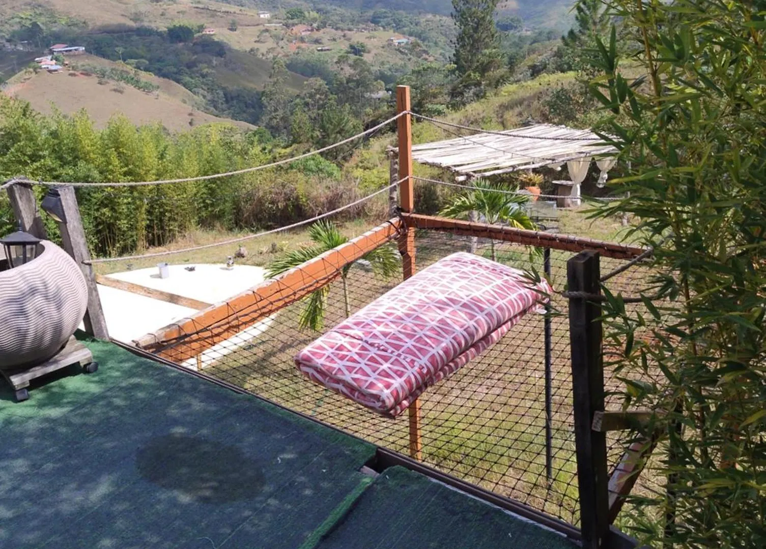 Hotel Glamping Bambulina Cali Colombia